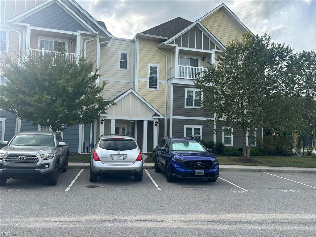 1016 Thoroughgood Way - Photo 1