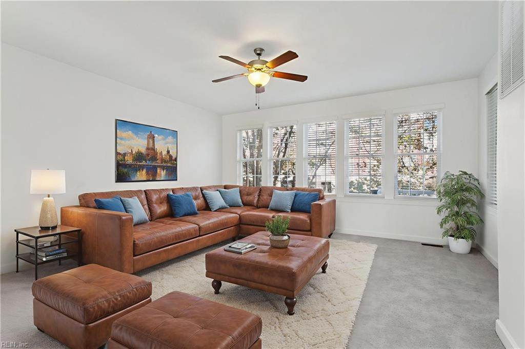 5403 Discovery Park Blvd - Photo 1