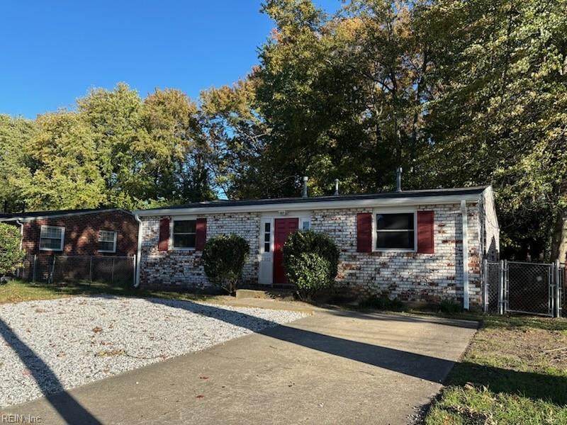 2312 Burnette Dr - Photo 1