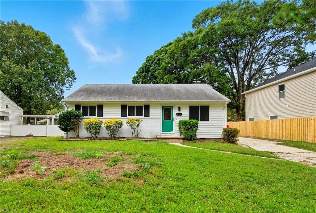 2512 Chesapeake Ave - Photo 1