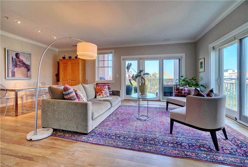 301 Brooke Ave - Photo 1