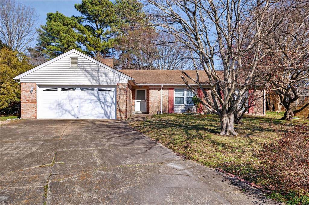 900 Aspen Cir - Photo 1