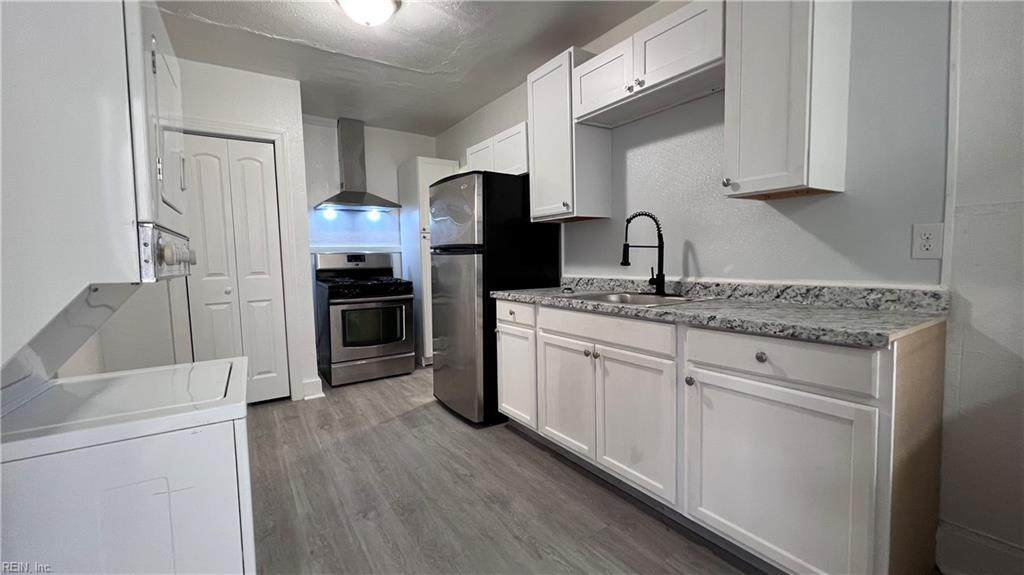1707 Holladay St - Photo 1