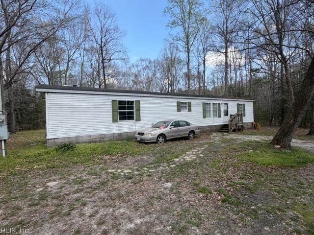 37219 General Mahone Blvd - Photo 1
