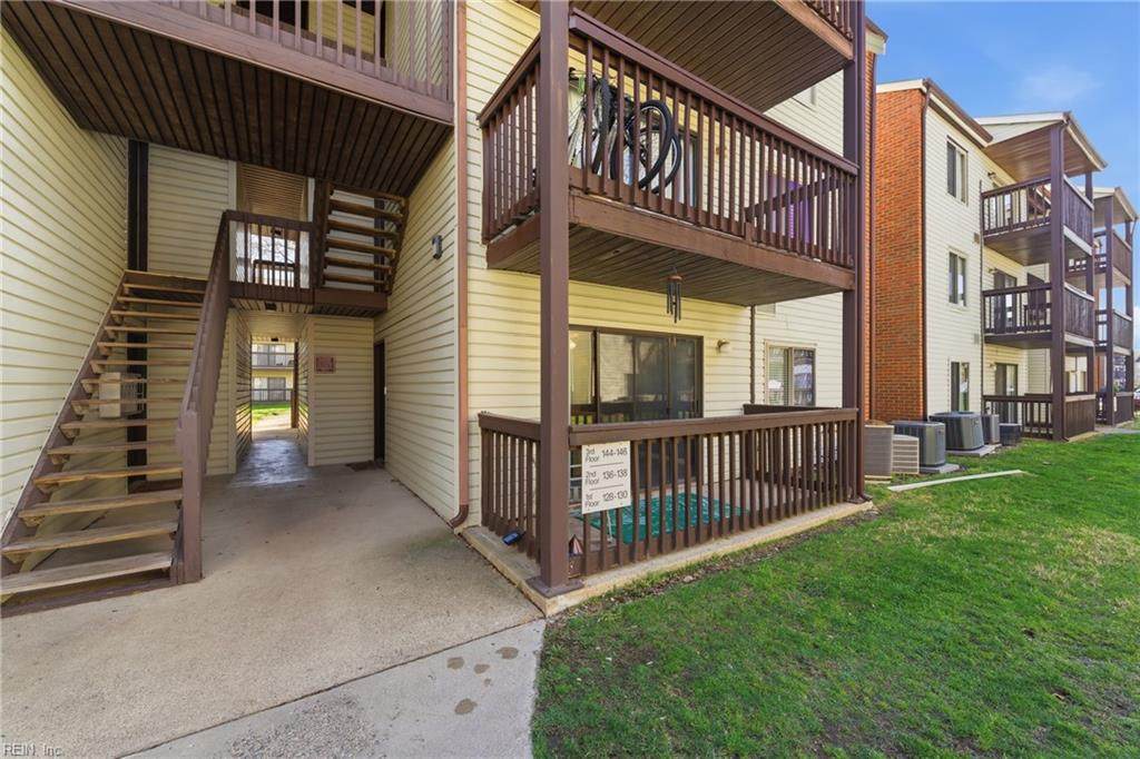 130 Wells Ct - Photo 1