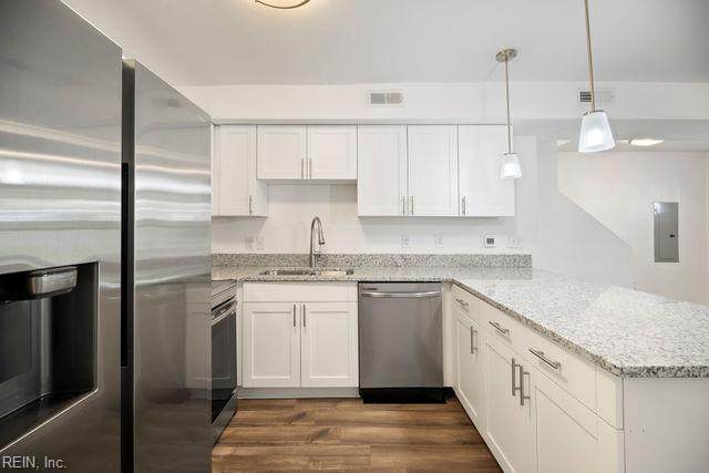 423 Pine Ave - Photo 1