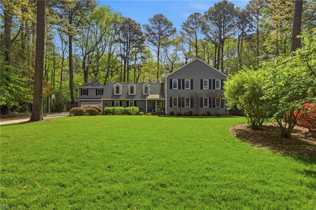 1304 Watersedge Dr - Photo 1