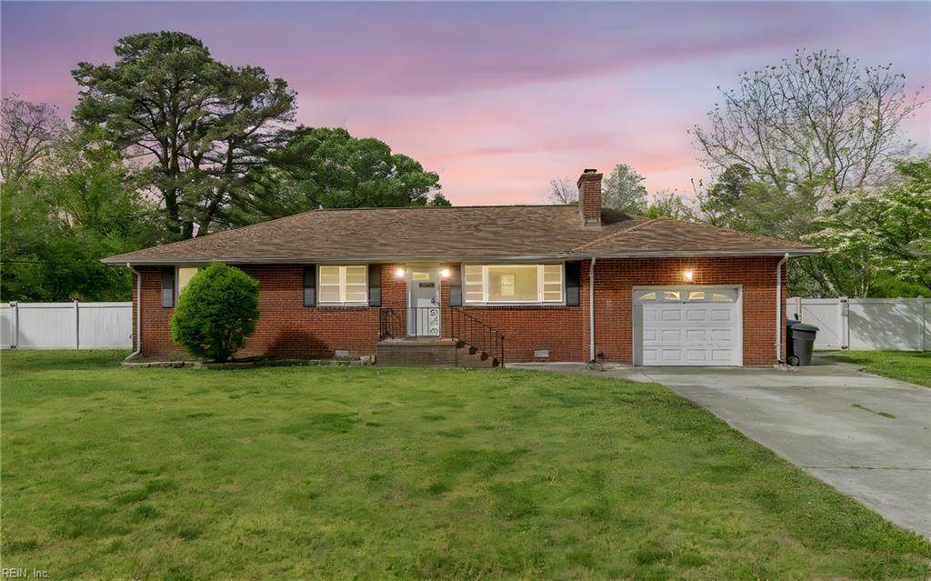 4904 Farrington Dr - Photo 1