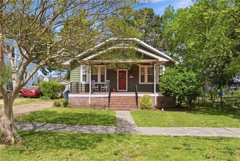 714 Delaware Ave - Photo 1