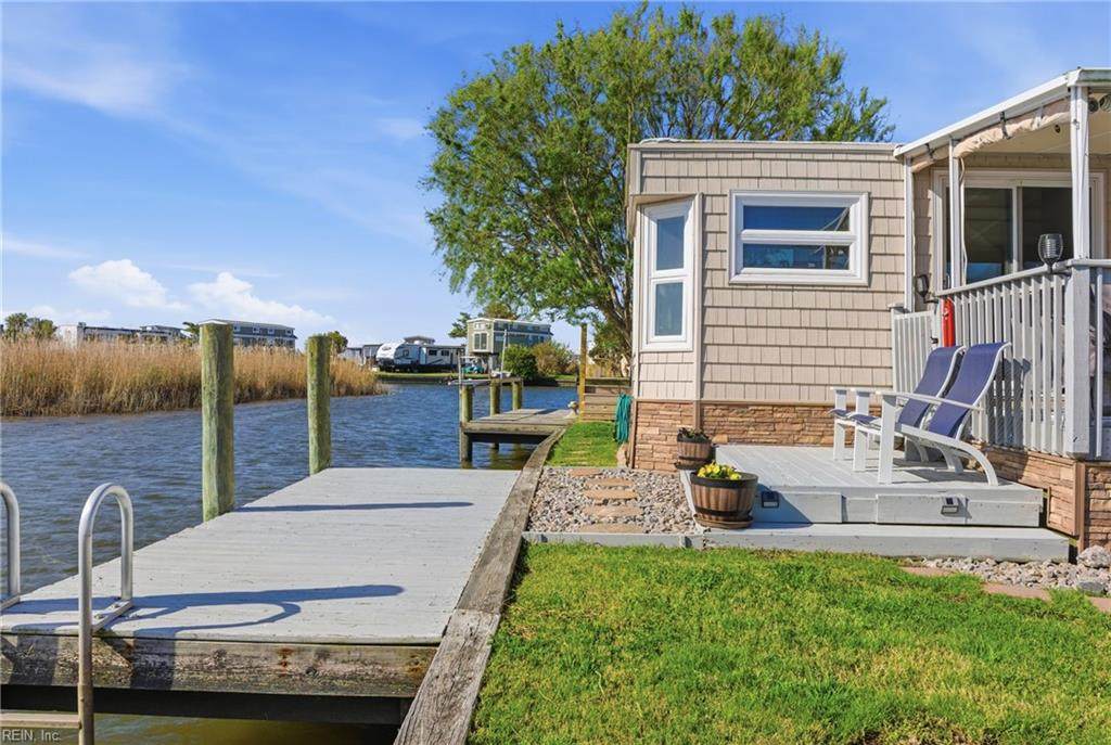 3665 Sandpiper Rd - Photo 1