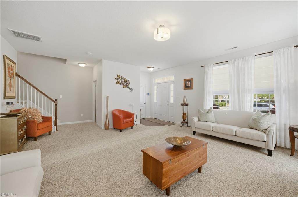 206 Harmony Dr - Photo 1
