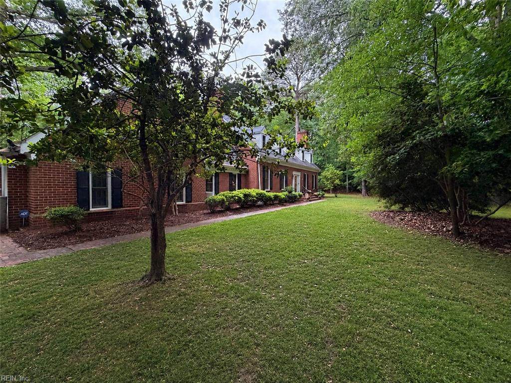 103 Periwinkle Dr - Photo 1