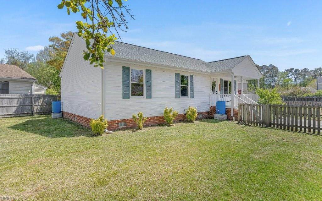 1424 Ellis Ave - Photo 1