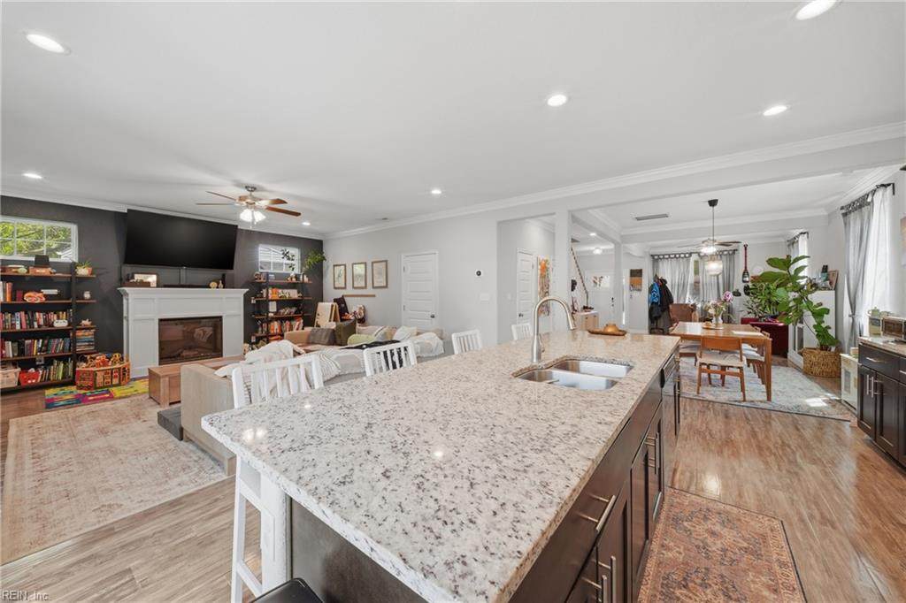 2615 Argonne Ave - Photo 1