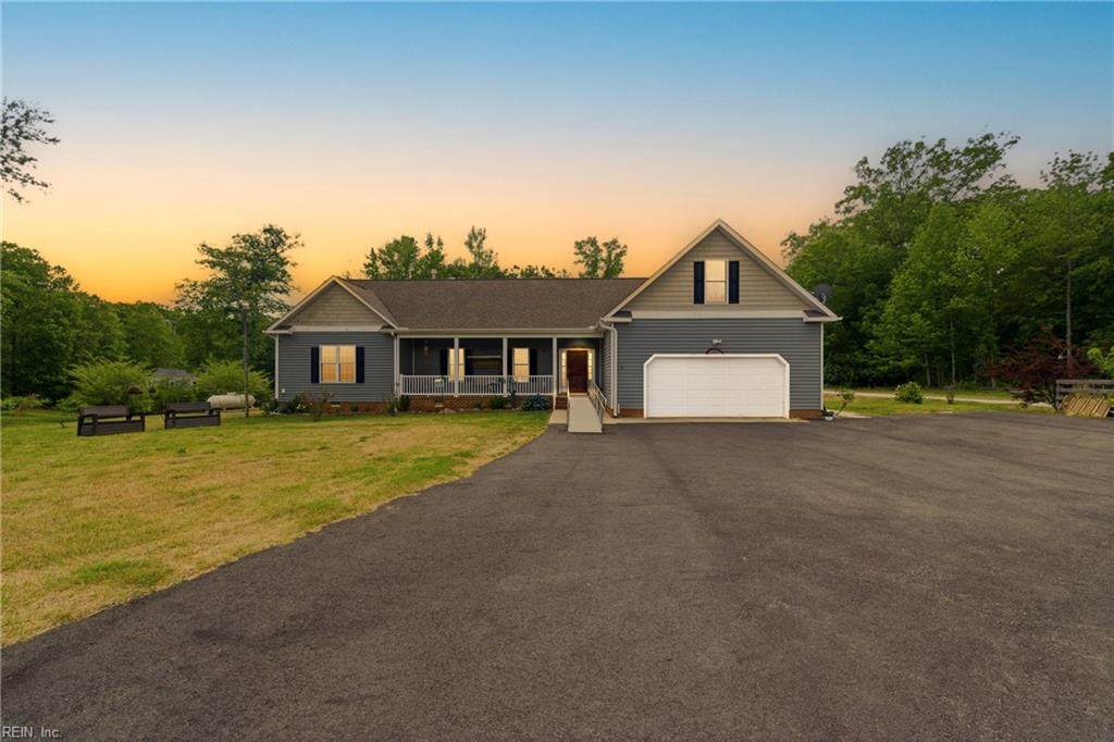 403 Oaktree Rd - Photo 1