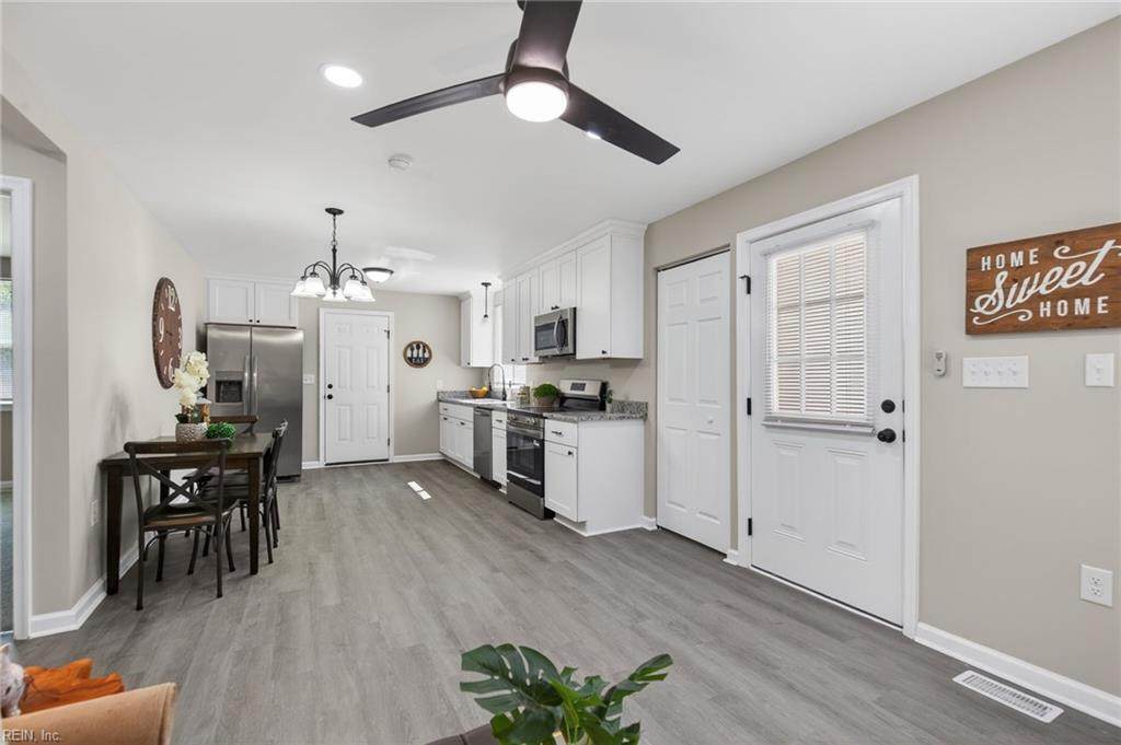 1803 Loudoun Ave - Photo 1