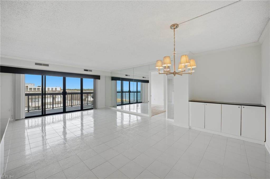2830 Shore Dr - Photo 1