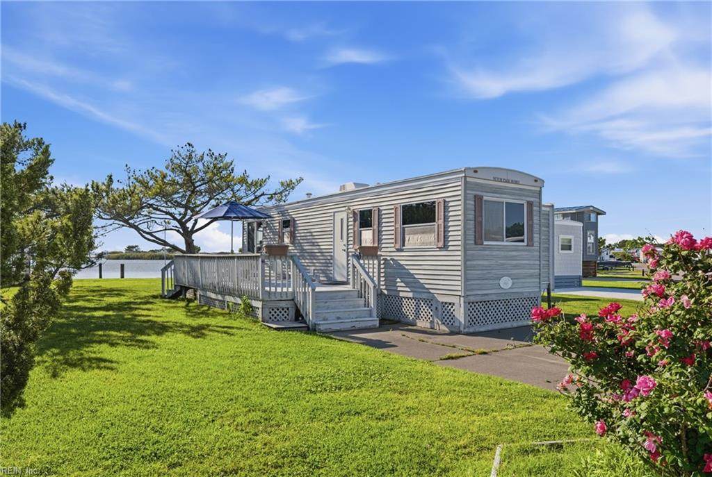 3665 Sandpiper Rd - Photo 1