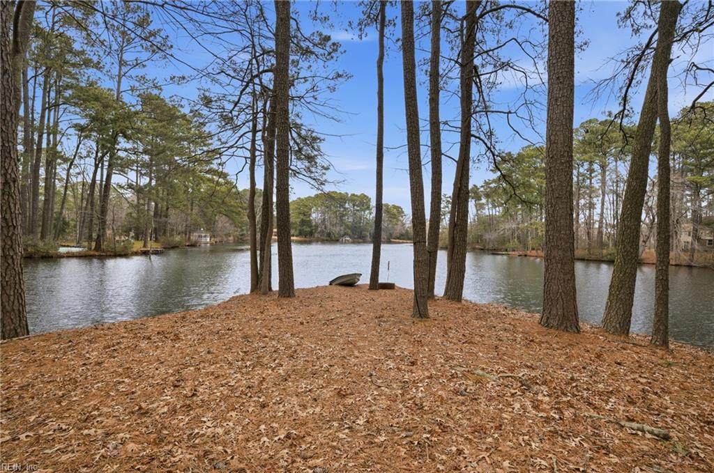 2452 Laurel Cove Dr - Photo 1