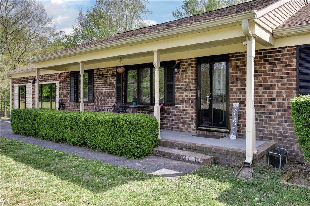 113 Wilson Dr - Photo 1