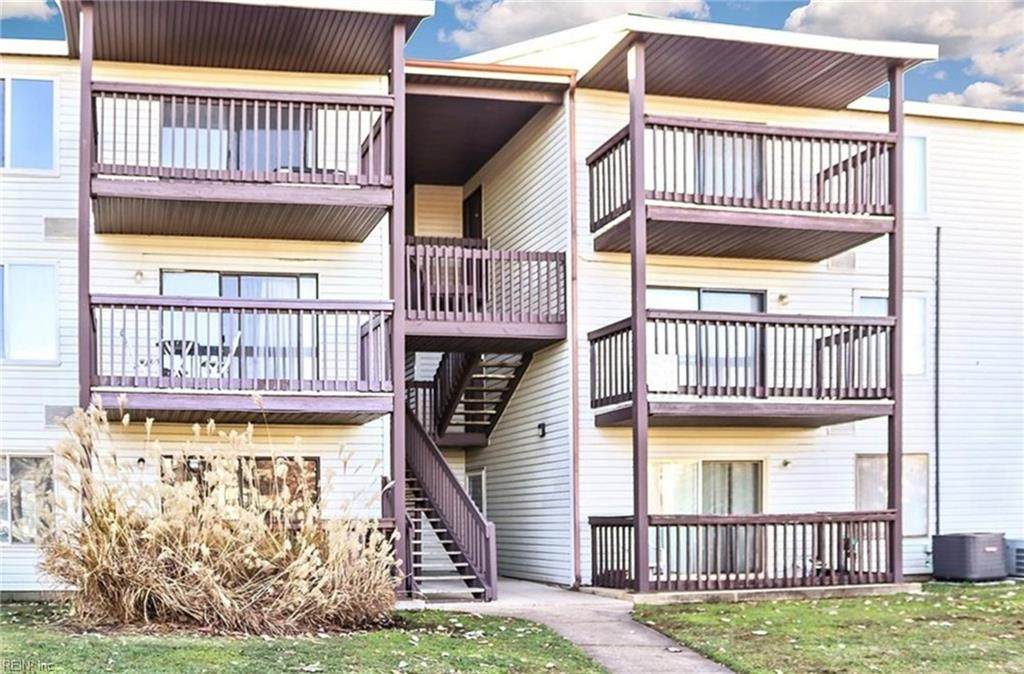 65 Wells Ct - Photo 1