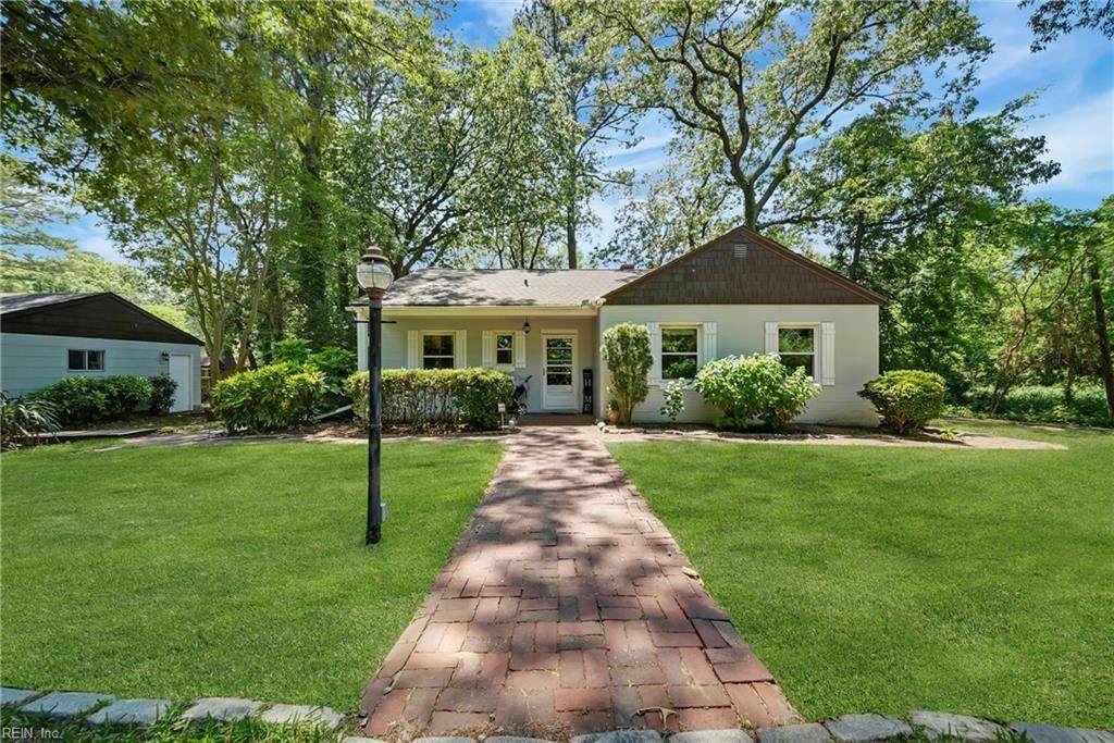 222 Sparrow Rd - Photo 1