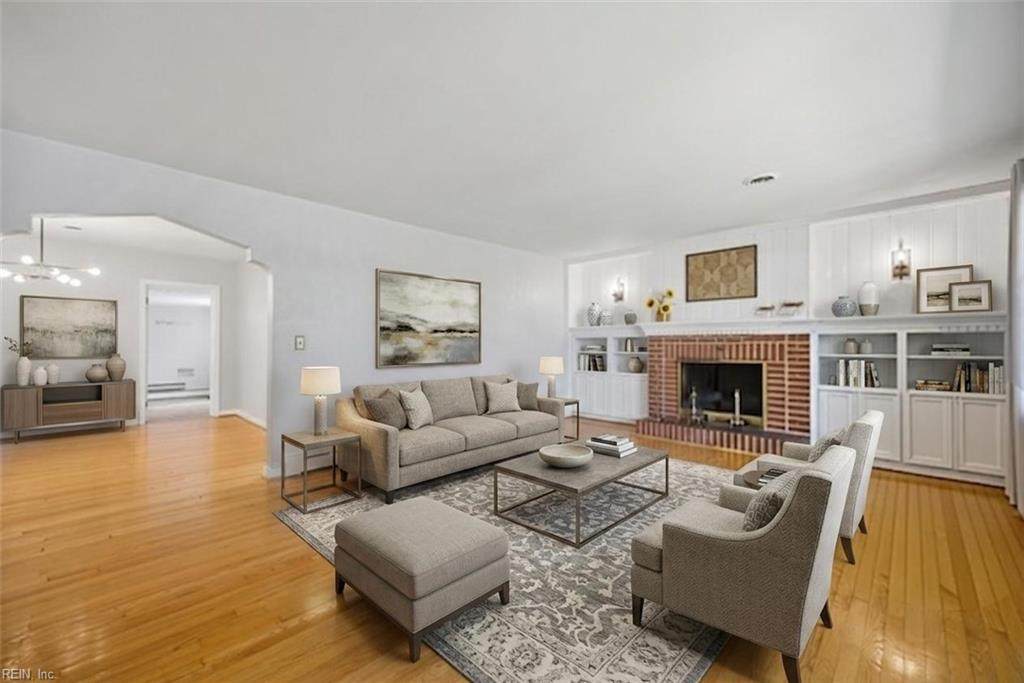 1331 Augusta Ave - Photo 1