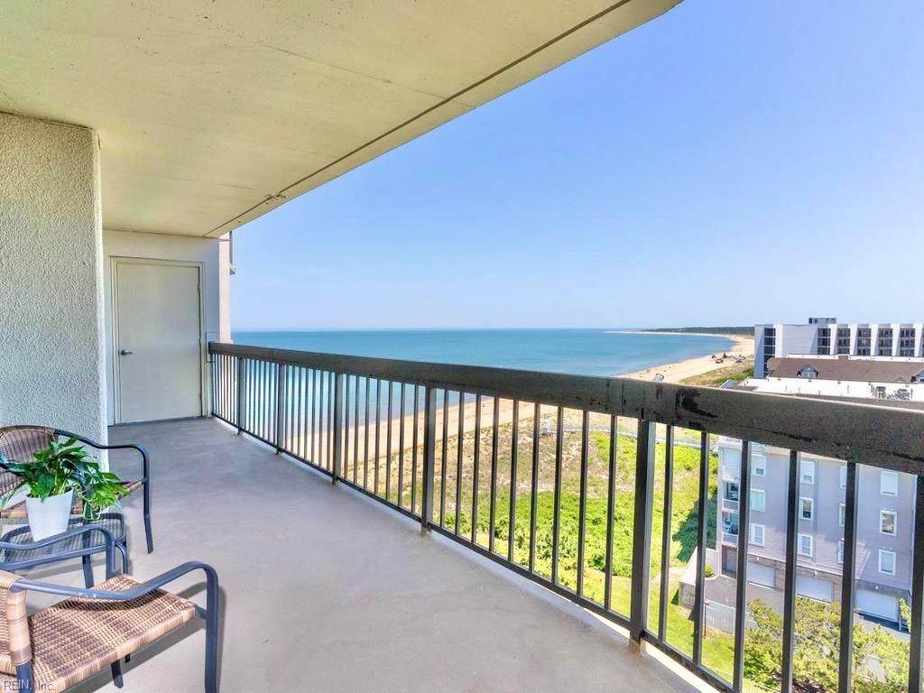 2830 Shore Dr - Photo 1