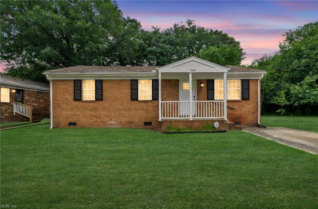 1424 Martin Ave - Photo 1