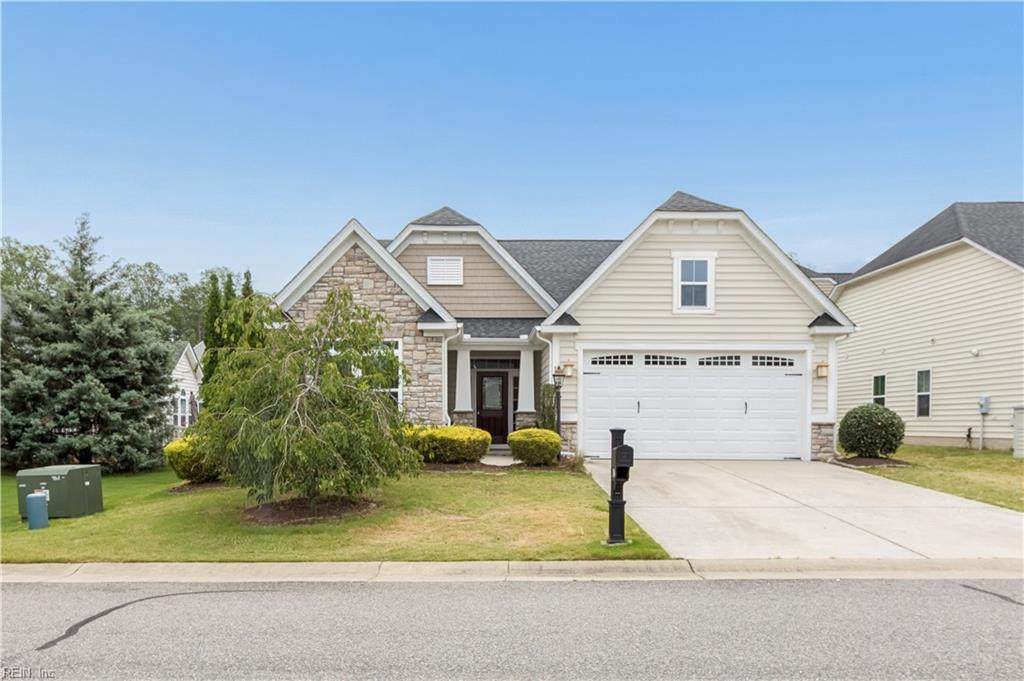 525 Caroline Cir - Photo 1