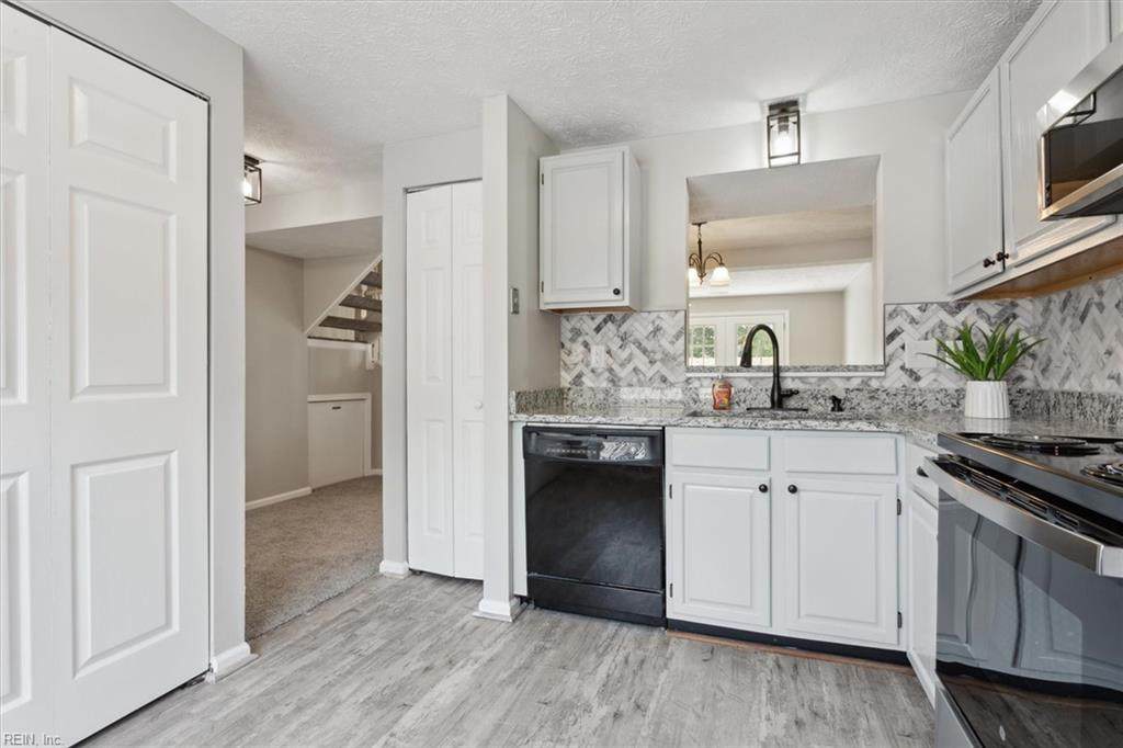 75 Lucinda Ct - Photo 1