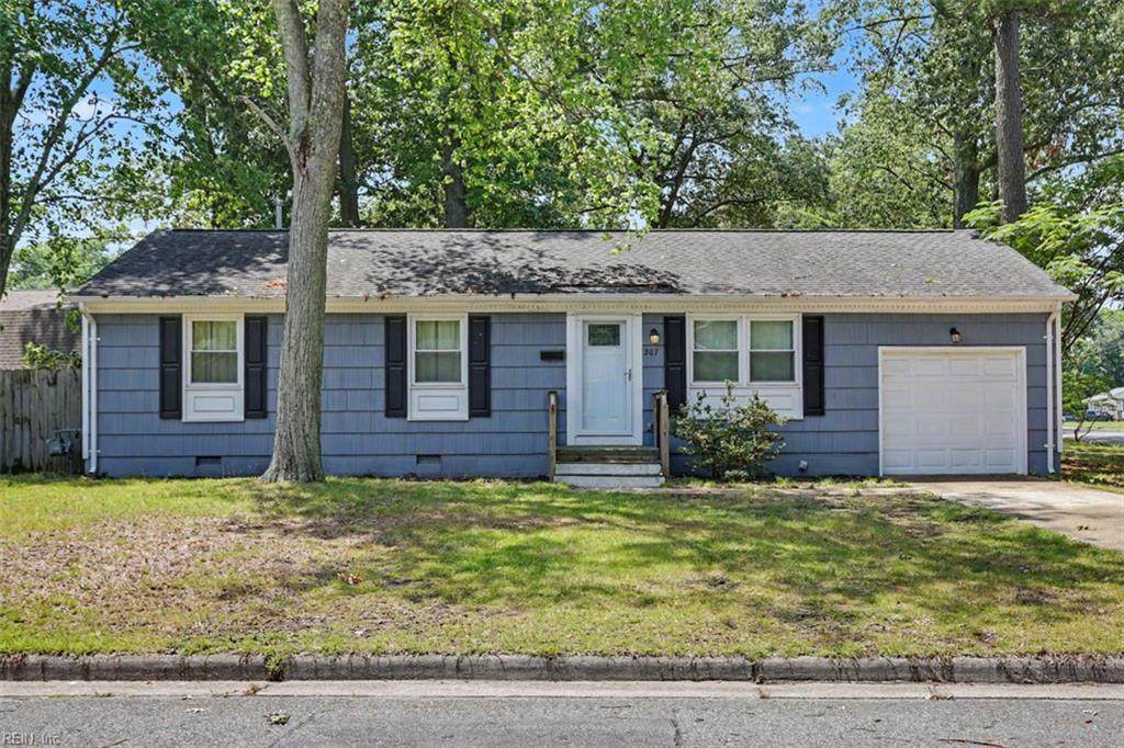 207 Robinson Dr - Photo 1