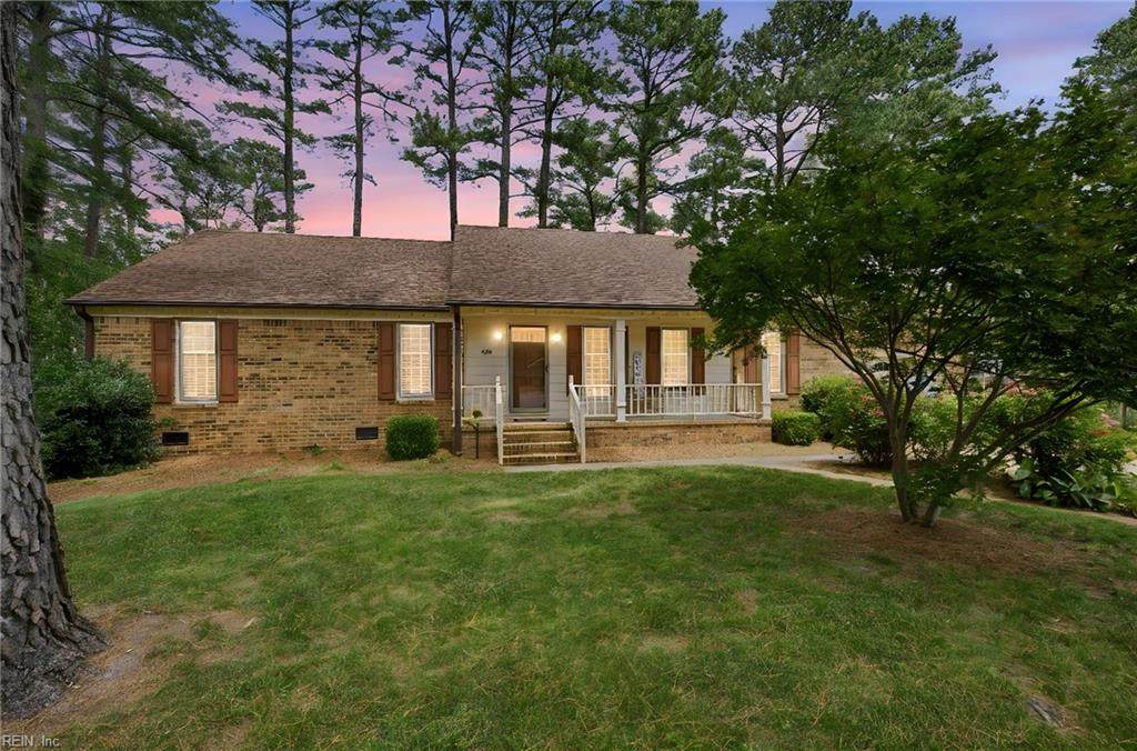 402 Penhook Ct - Photo 1