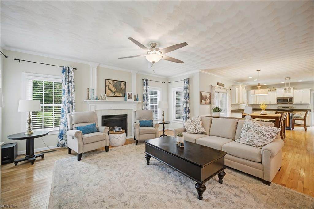 900 Justin Lee Way - Photo 1