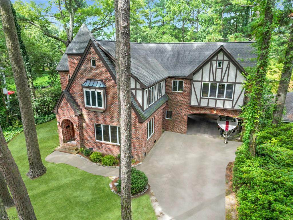 423 Hariton Ct - Photo 1