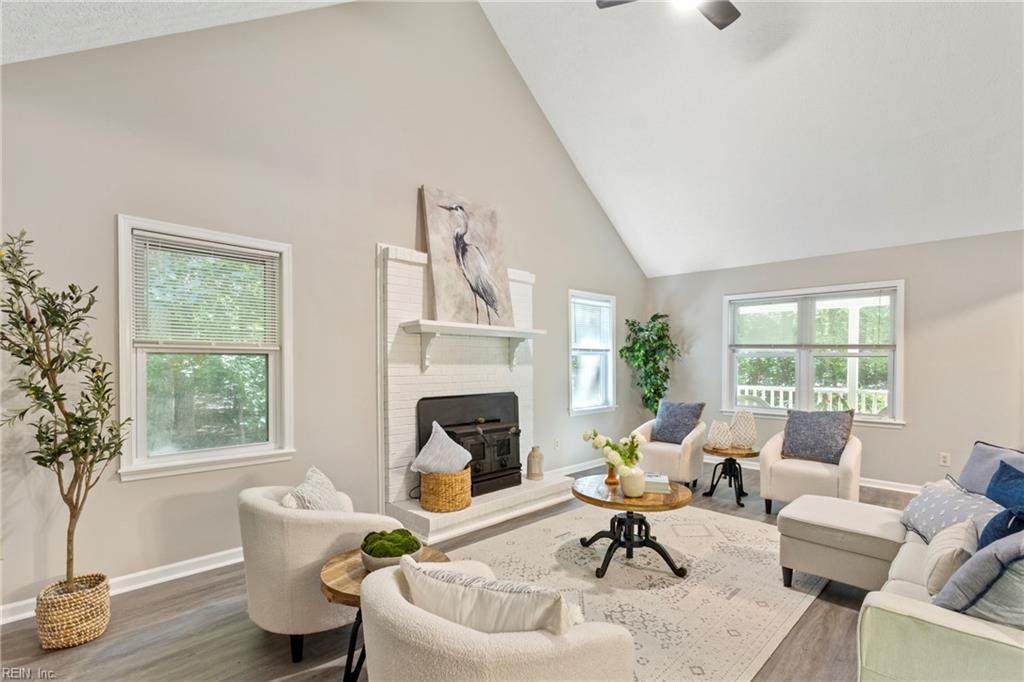 8201 Meandering Ln - Photo 1