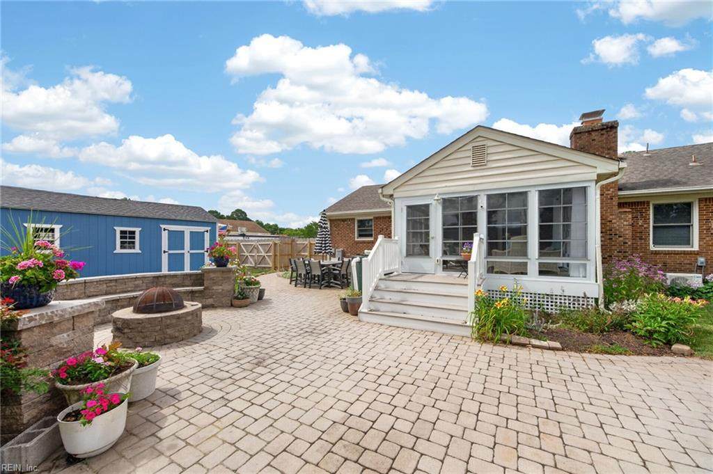 4220 Duke Of Gloucester Dr - Photo 1