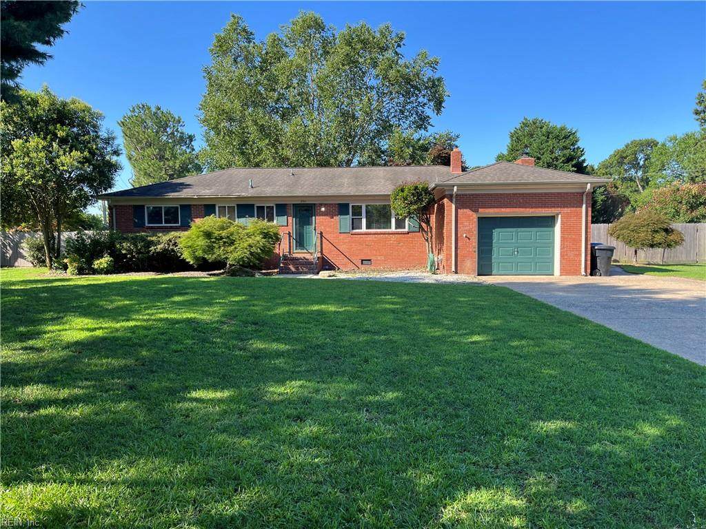 2301 Inlynnview Rd - Photo 1