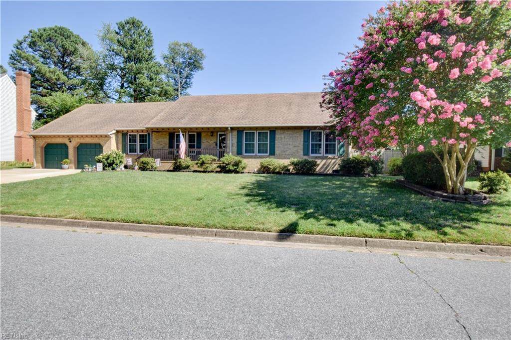 1305 Forest Point Dr - Photo 1