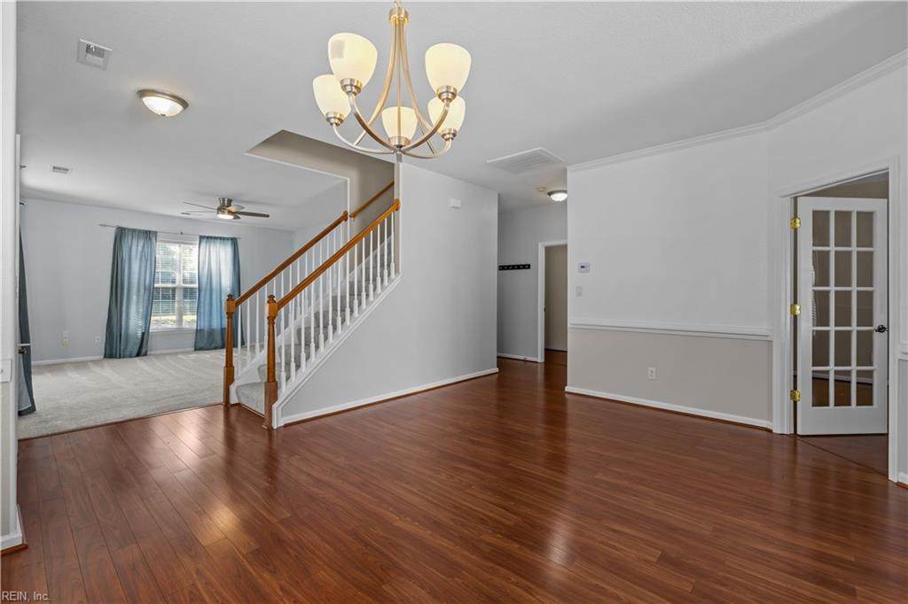 1001 Lambourne Ln - Photo 1
