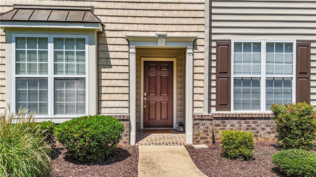 1601 Braemar Crk - Photo 1