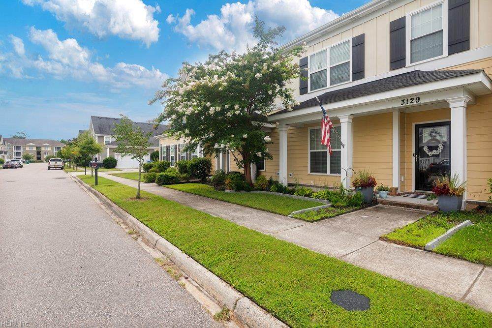 3127 Patrick Henry Dr - Photo 1