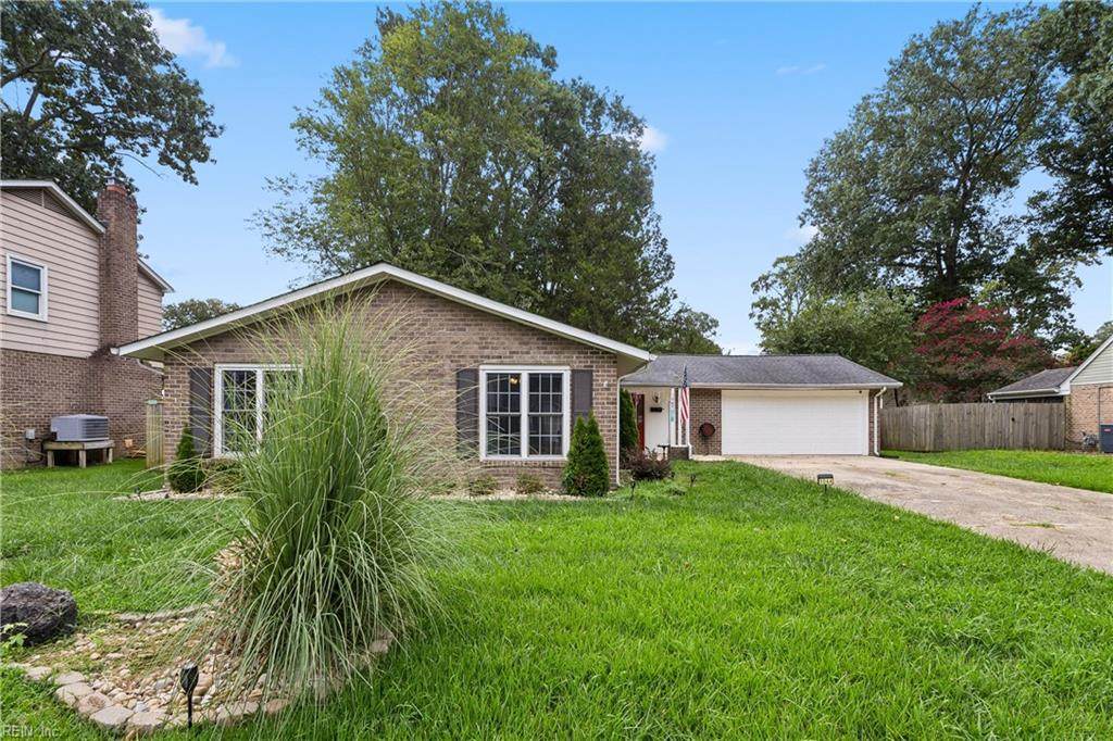 1044 Clipper Dr - Photo 1