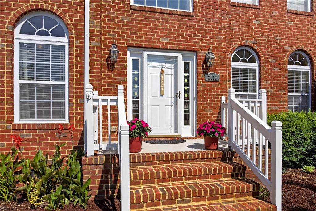 2113 Bierce Dr - Photo 1