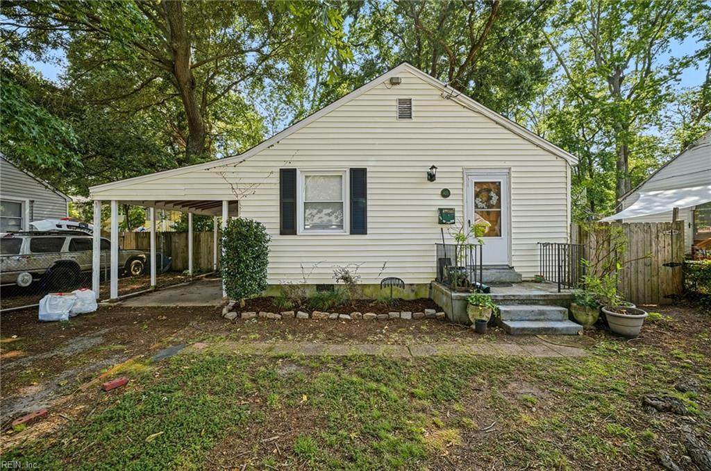 425 Lenox Ave - Photo 1