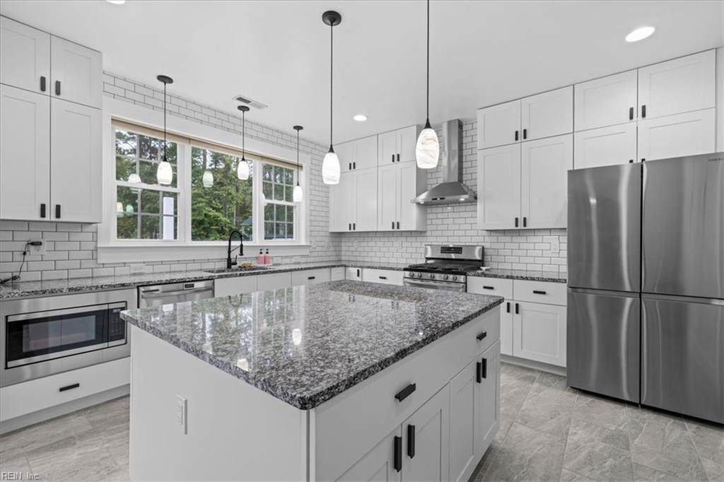 1817 Chloe Ln - Photo 1
