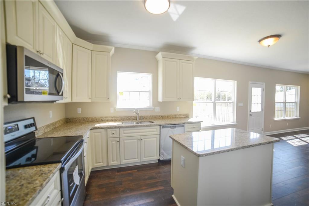 1258 36th St - Photo 1