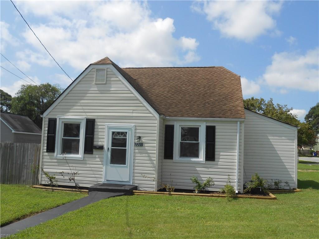 2201 Willow Wood Dr - Photo 1