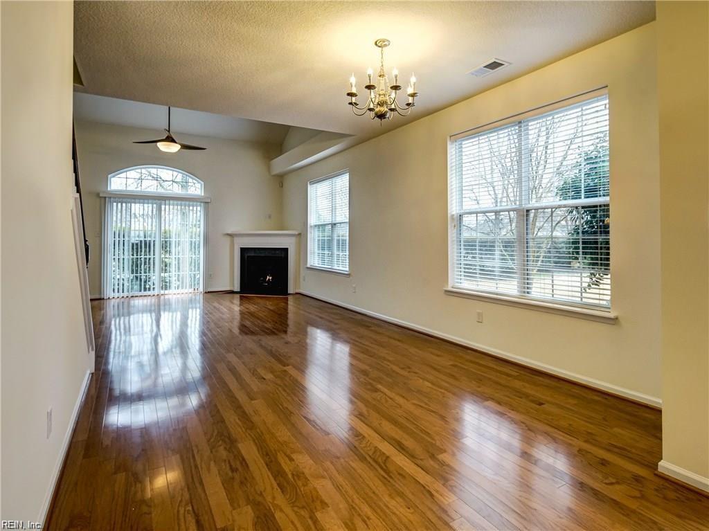 1016 Silver Charm Cir - Photo 1