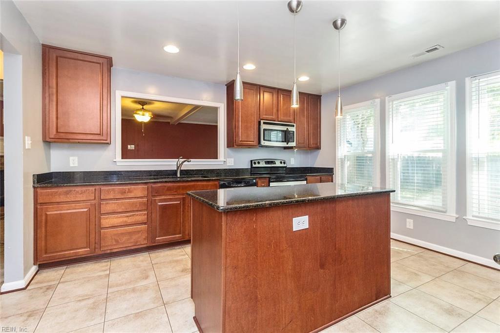 4873 Fountain Hall Dr - Photo 1